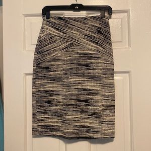 White and navy skirt never worn